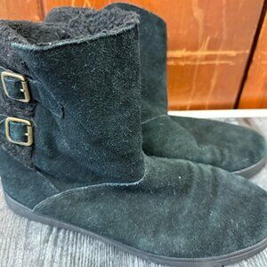 Koolaburra by UGG Black Suede Boots Size 5